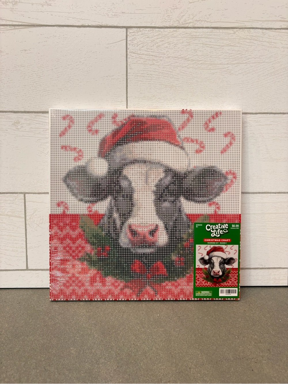 Christmas Holiday Cow Diamond Art Canvas Kit Wall Art